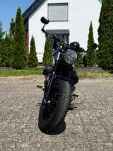 Moto Guzzi V9 Bobber Special Edition, Heckumbau, neuwertig - Angebote entsprechen deinen Suchkriterien