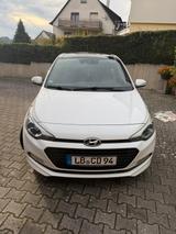 Hyundai i20 1.0 T-GDI 88kW blue Active Style Active ... - Hyundai i20 Style mit Benzin-Antrieb