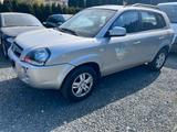 Hyundai Tucson 2.0 GLS - Hyundai TUCSON aus 2009: Gls