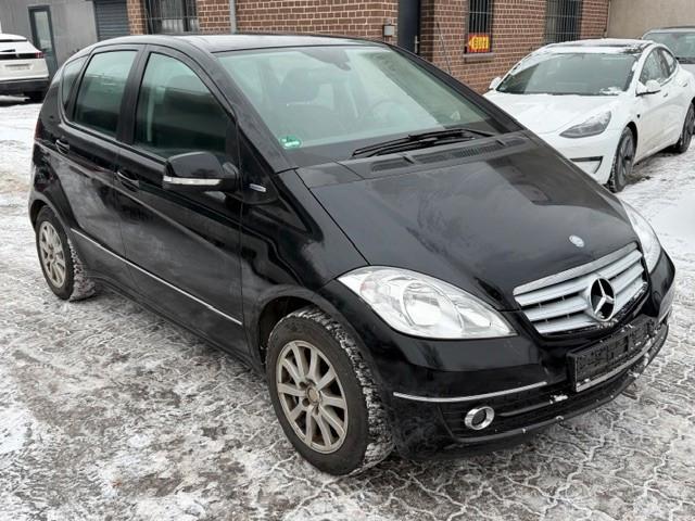 Mercedes-Benz A 160 Elegance Klima/schaden Seitenteil links