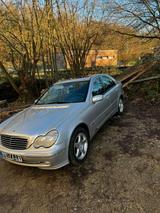 Audi Mercedes C240 Avantgarde - gebrauchte Audi A6 aus dem Jahr 2001