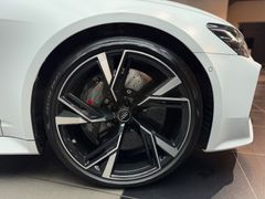 AUDI RS6 4.0 TFSI*EXCLUSIVE*PANO*MASSAGE*B&O*AHK*HEAD