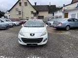 Peugeot 207 CC Cabrio ** Tüv ** Klima ** - Gebrauchte Cabrios bis 1.500 €