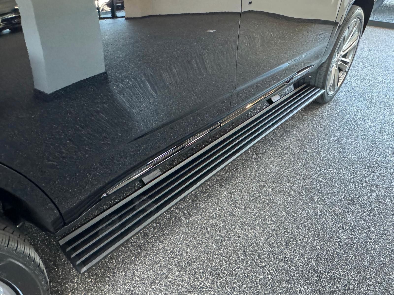 Fahrzeugabbildung Cadillac 2026 ESCALADE SPORT PLATINUM 6.2 V8-24"-ABV EXEC