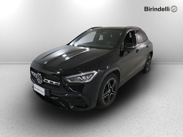 Mercedes-Benz GLA (H247) - GLA 200 d Automatic P