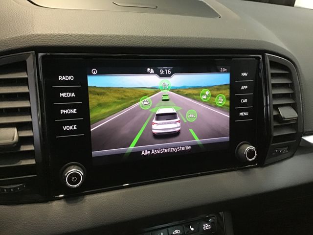 Fahrzeugabbildung Skoda Karoq Selection 1.5 TSI DSG/ACC/SmartLink/LED