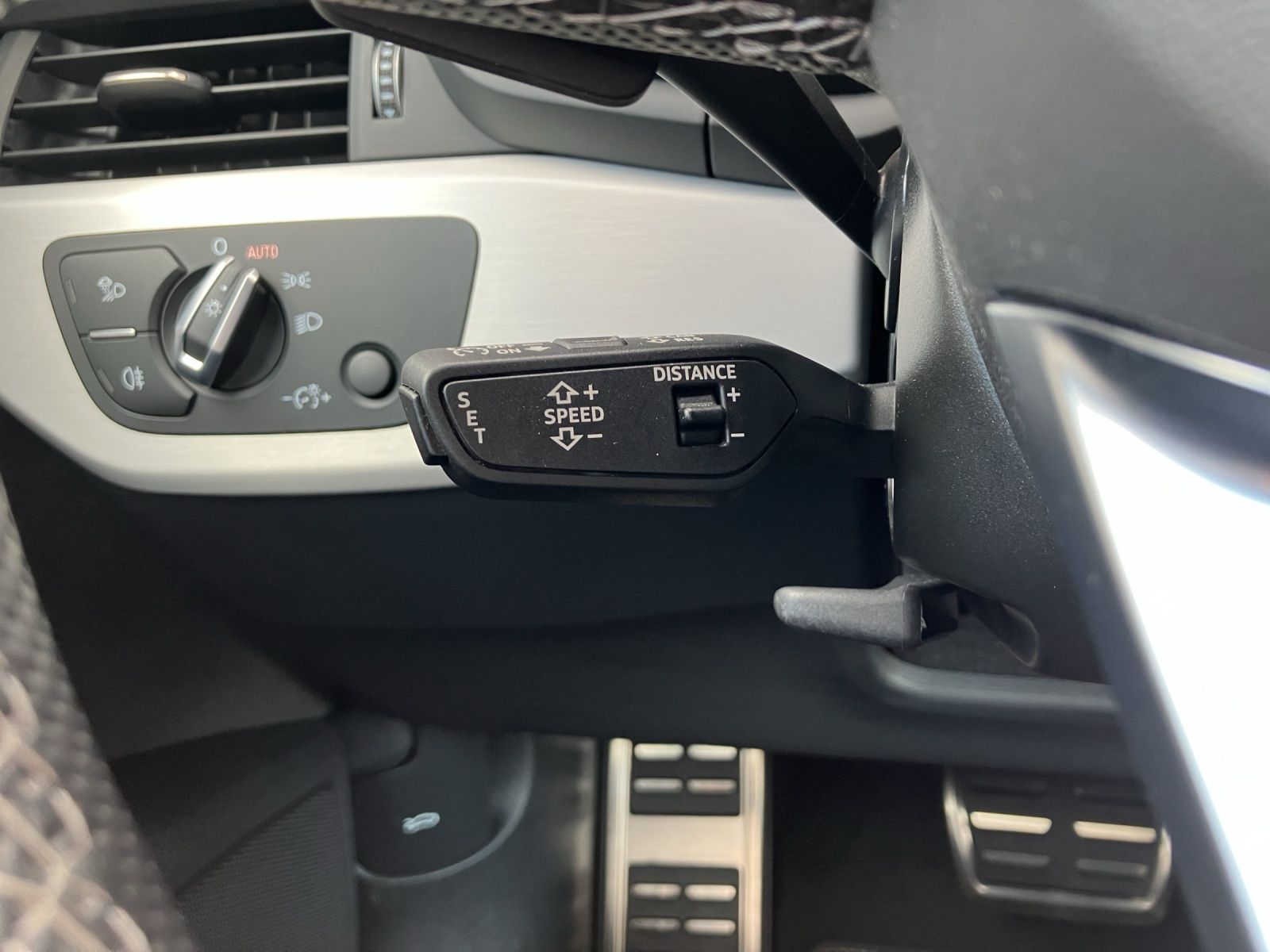 Fahrzeugabbildung Audi A5 Sportback 40 TFSI quattro S line AHZV MATRIX