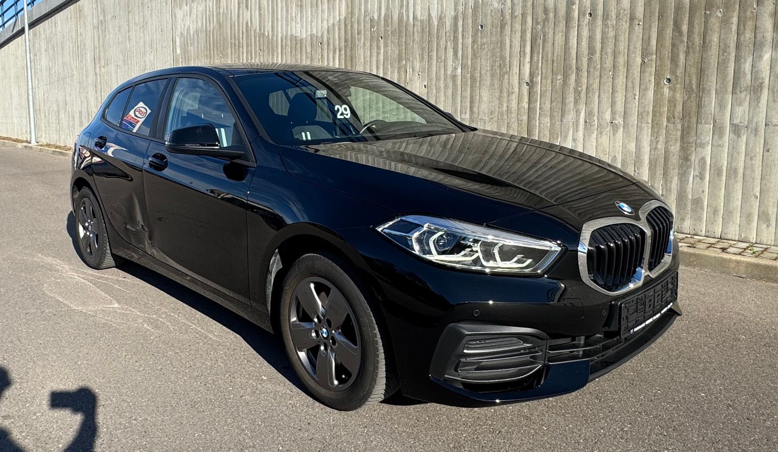 BMW 118 d Advant. LED+ Navi LiveCockpit Cam App SHZ imagem 2
