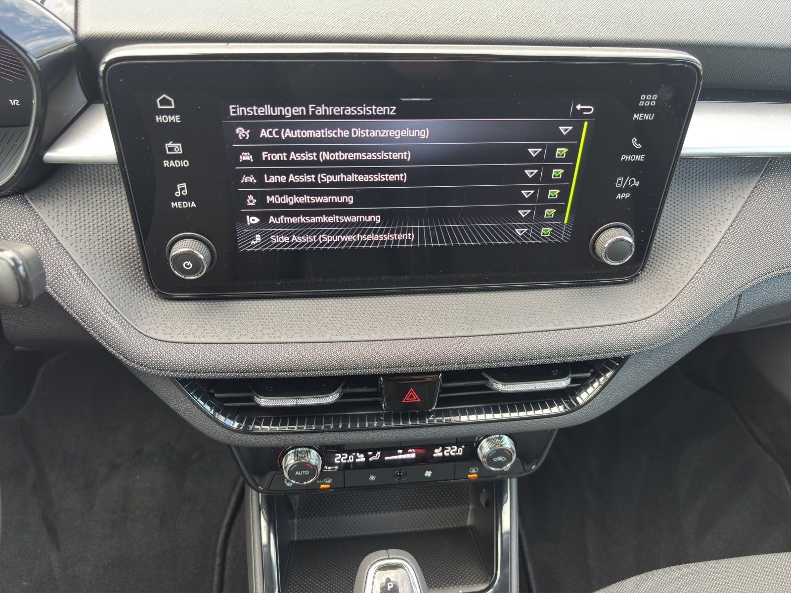 Fahrzeugabbildung SKODA Fabia Balance 1,0 TSI 85 kW DSG RFK/ACC/MATRIX