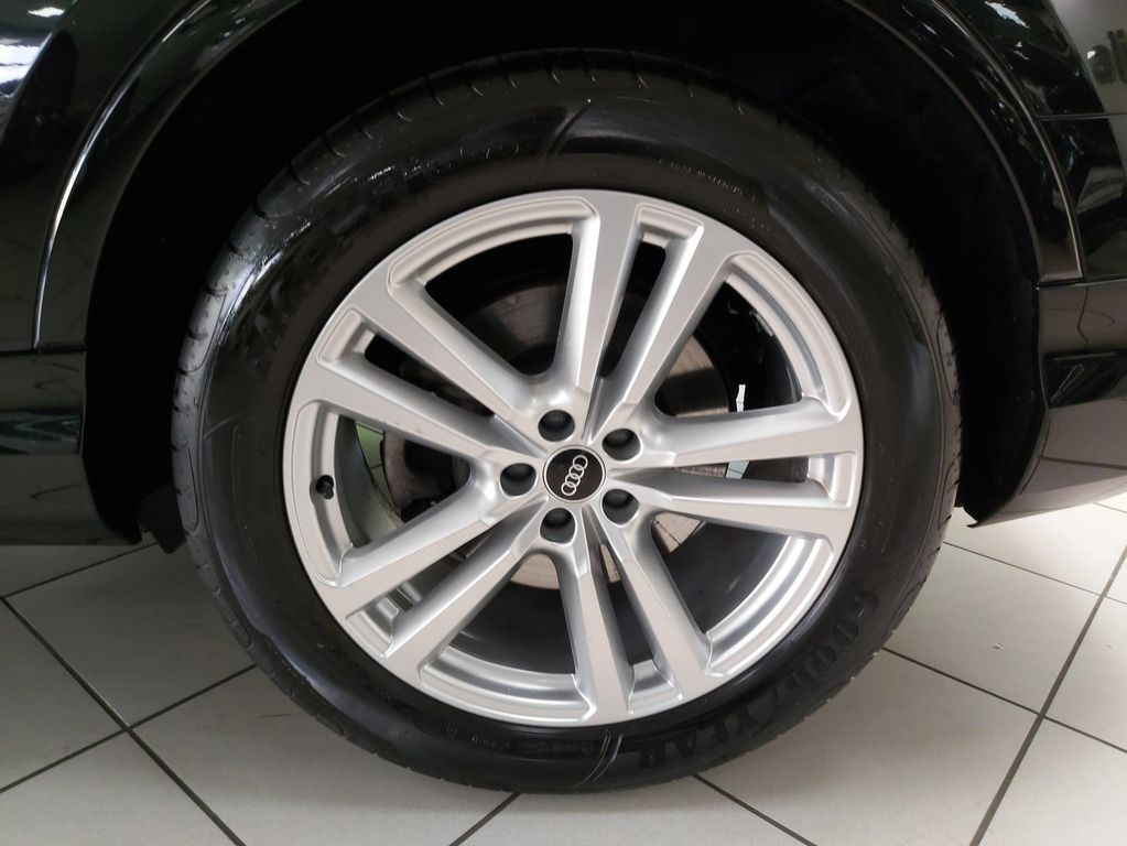 Audi Q7 55 TFSI qua. S LINE ACC VIRTUAL LUFT AHK PANO