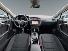 Fahrzeugabbildung Volkswagen Tiguan Highline 2.0 TDI 4MOTION PANO*360°*NAVI!!