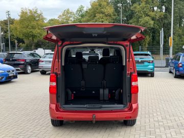 Peugeot Traveller - 11
