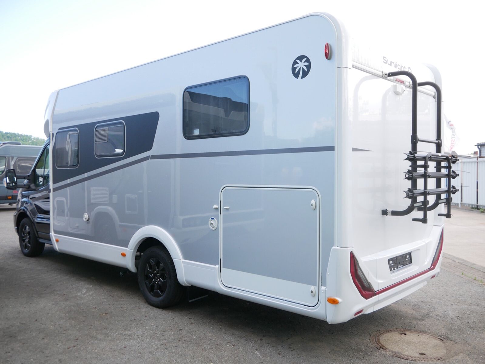 Fahrzeugabbildung Sunlight Adventure T Ford 690L Bi-Xenon Scheinwerfer