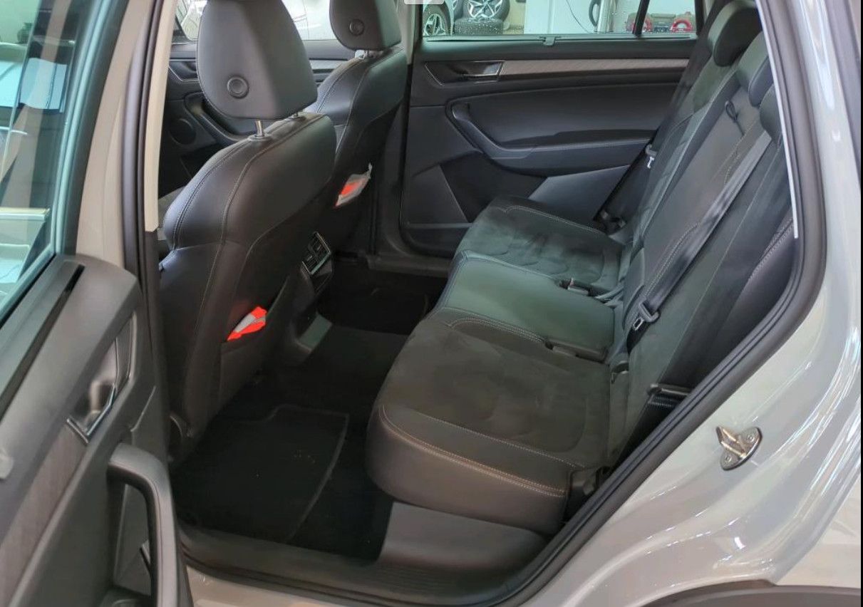 Fahrzeugabbildung SKODA Kodiaq 4x4 2.0d AT7 LED+/NAVI/MEMO/SHZ/AHK/8Fa