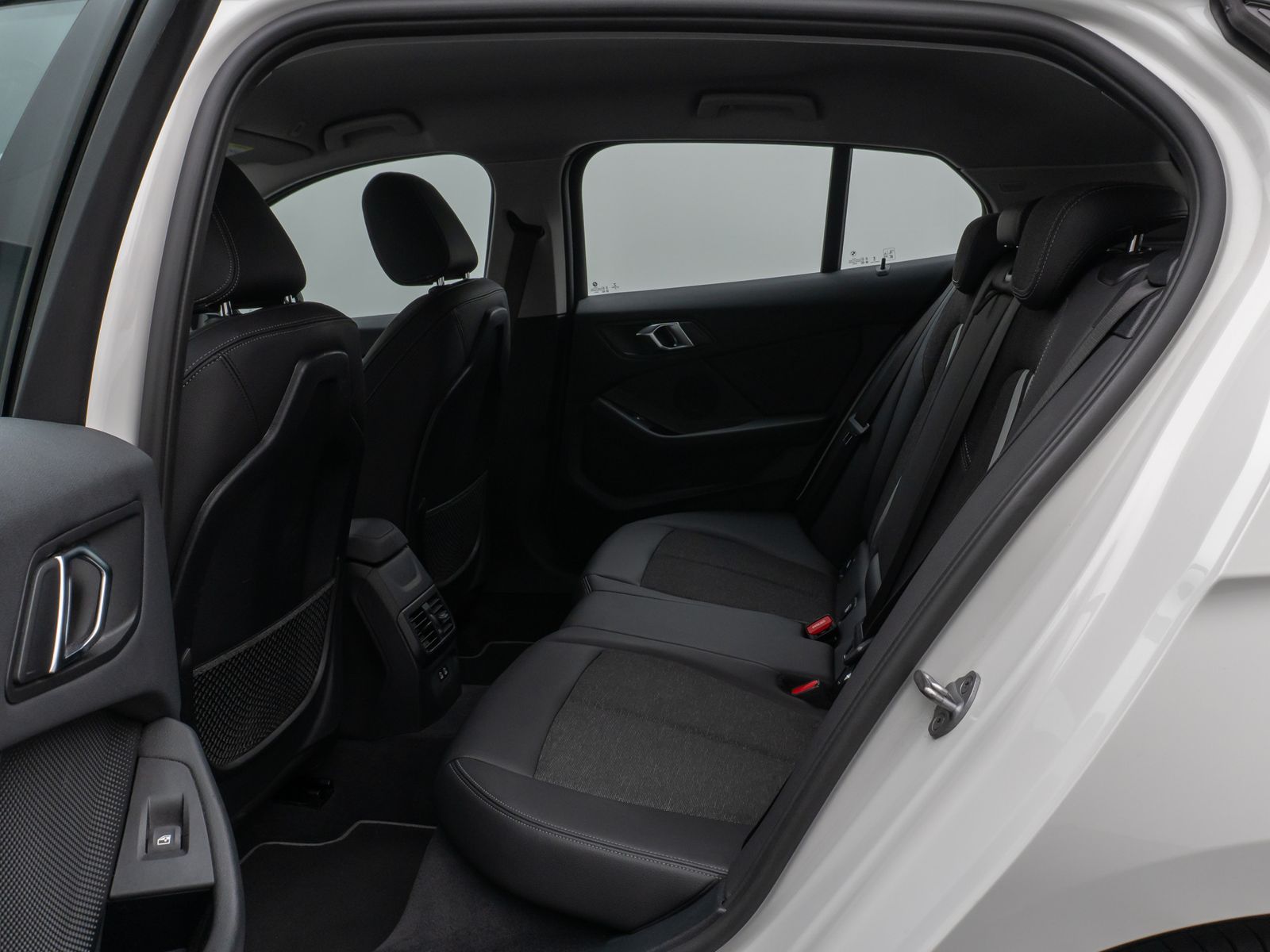 Fahrzeugabbildung BMW 118i SportLine Kamera DAB Lenkrhzg Komfort Alarm