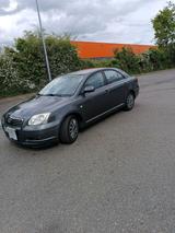 Toyota Avensis - gebrauchte Toyota Avensis aus dem Jahr 2007