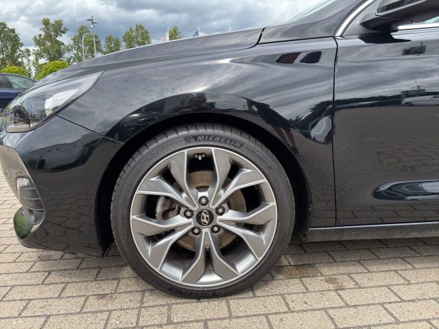 i30 Fastback 1.4 T-GDI Style+Navi+Sitzh.