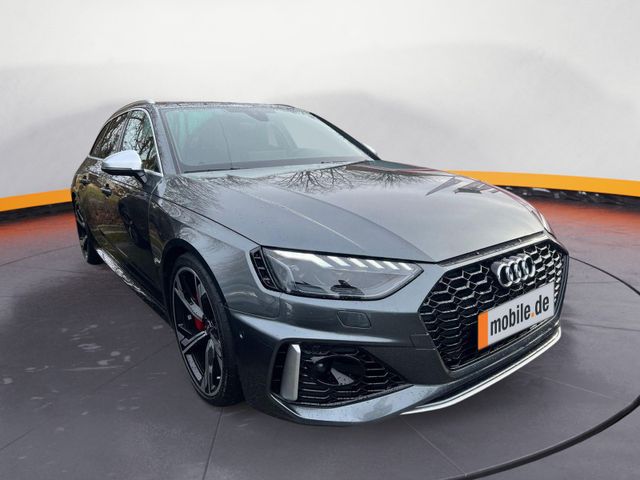 Audi RS4 Avant qu. tip-tr. +B&O+Head-Up+Kamera+Pano+