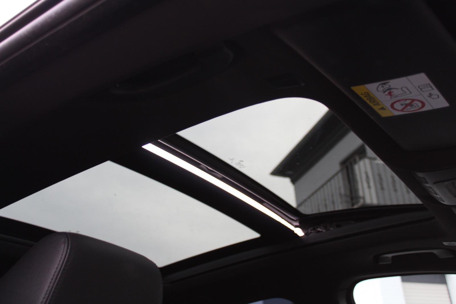 BMW 330d M-SPORTPAKET GT+PANO+KAMERA+HUD+LEDER+H&K