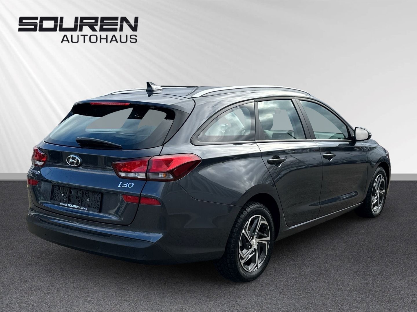 Fahrzeugabbildung Hyundai i30cw DCT AUTOMATIK KLIMA + SITZHEIZUNG + TEMPOM