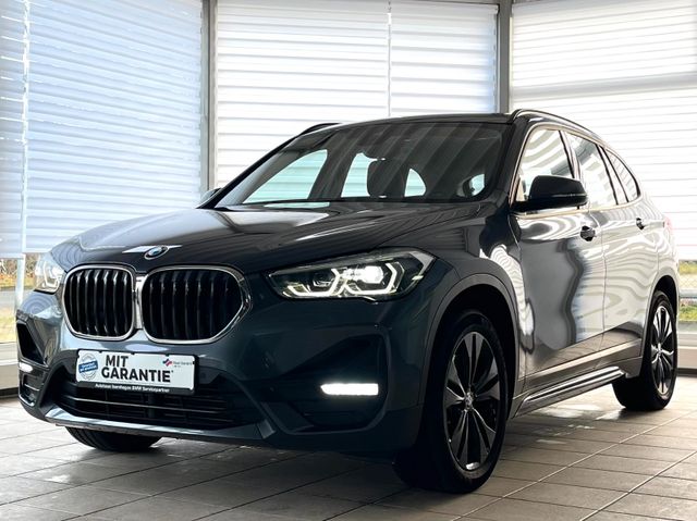 BMW X1 xDrive 20d Sport Line LEDER AHK Unfallfrei