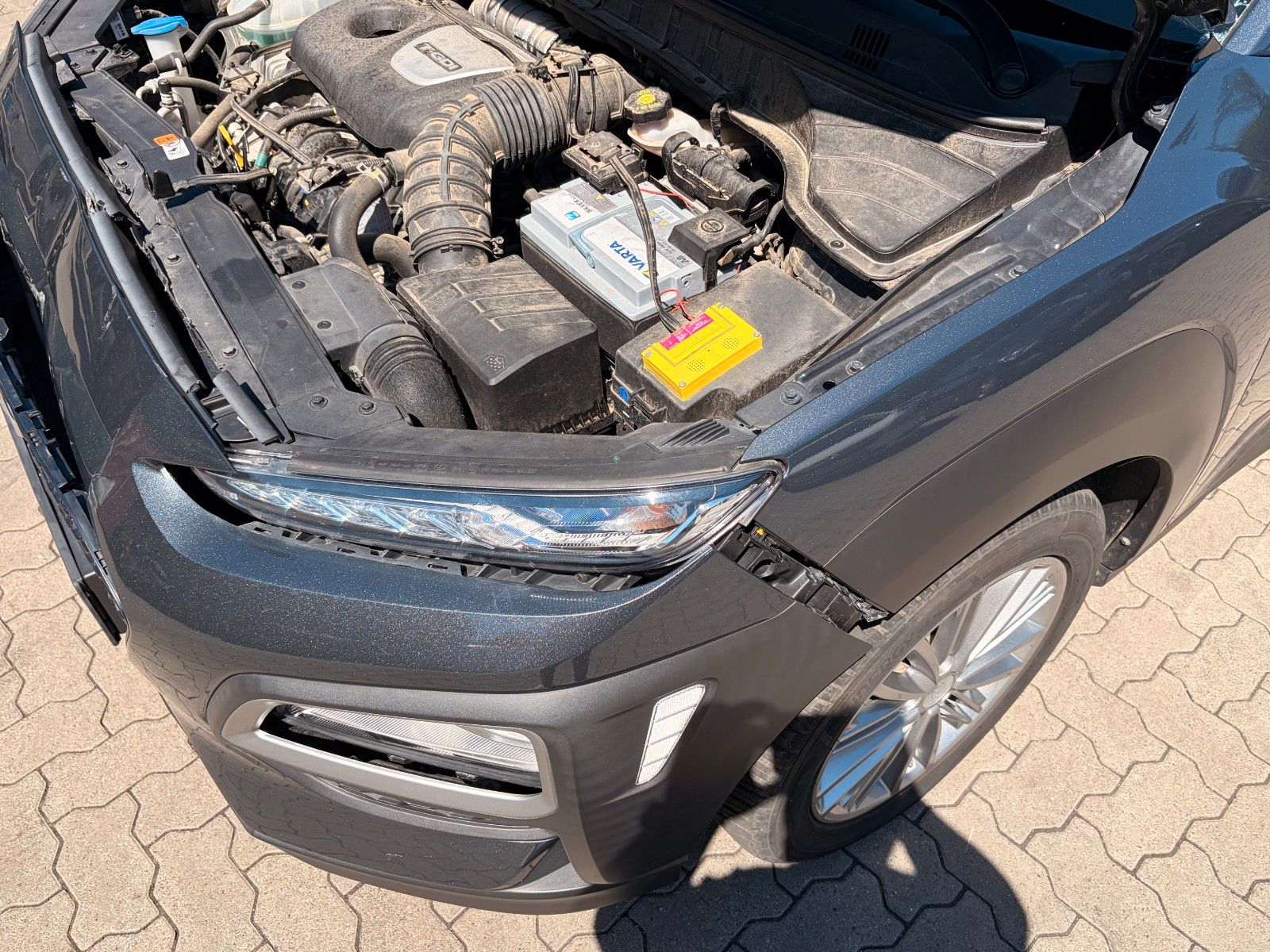 Fahrzeugabbildung Hyundai Kona Automatik*SHZ*NAVI*LED*AHK***