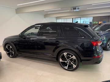 Audi Q7 - 6