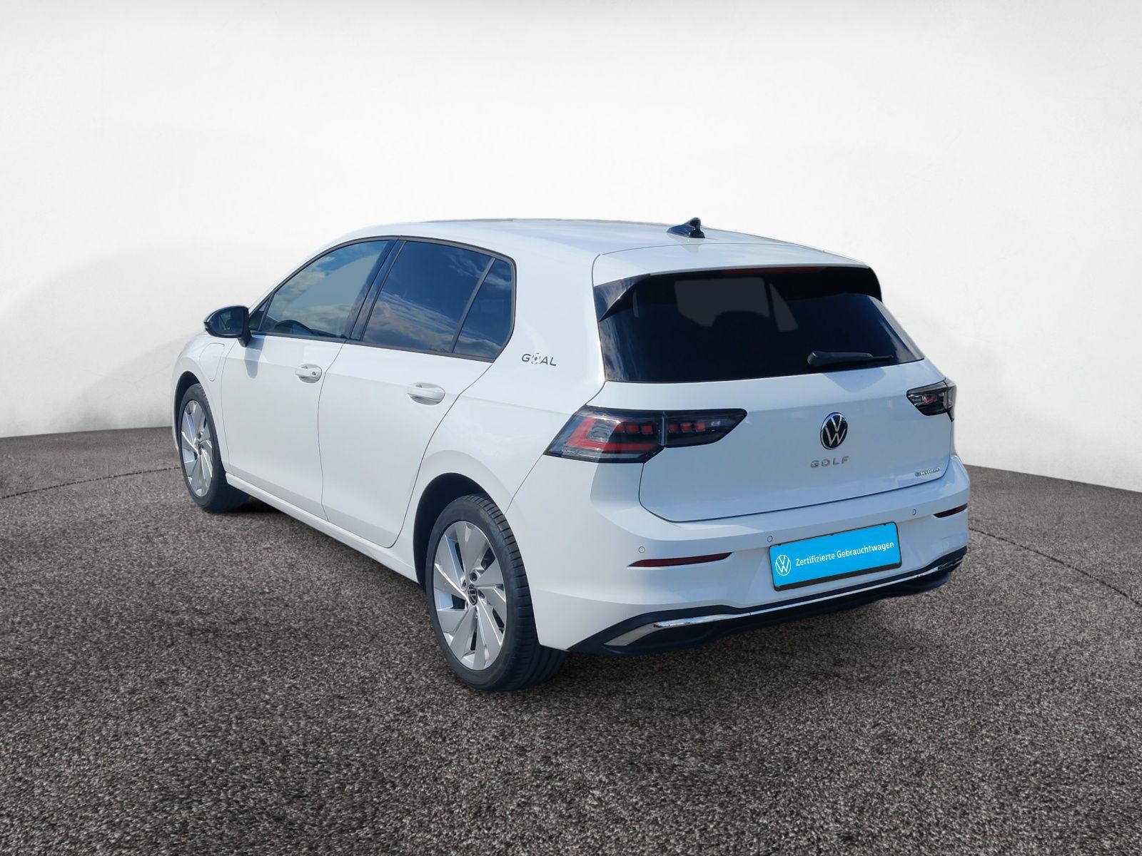 Volkswagen Golf 1.5 TSI eHybrid Goal AHK IQ.Light Travel foto 4