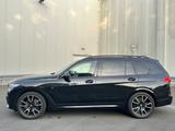 BMW X7 xDrive30d  M Sport+Laser+AHK+Pano+Standh+360g - BMW X7 von privat