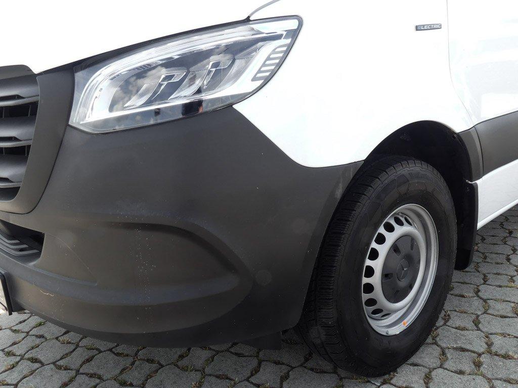 Mercedes-Benz eSprinter 314 KA Select L2H2 LED Kamera 81kWh
