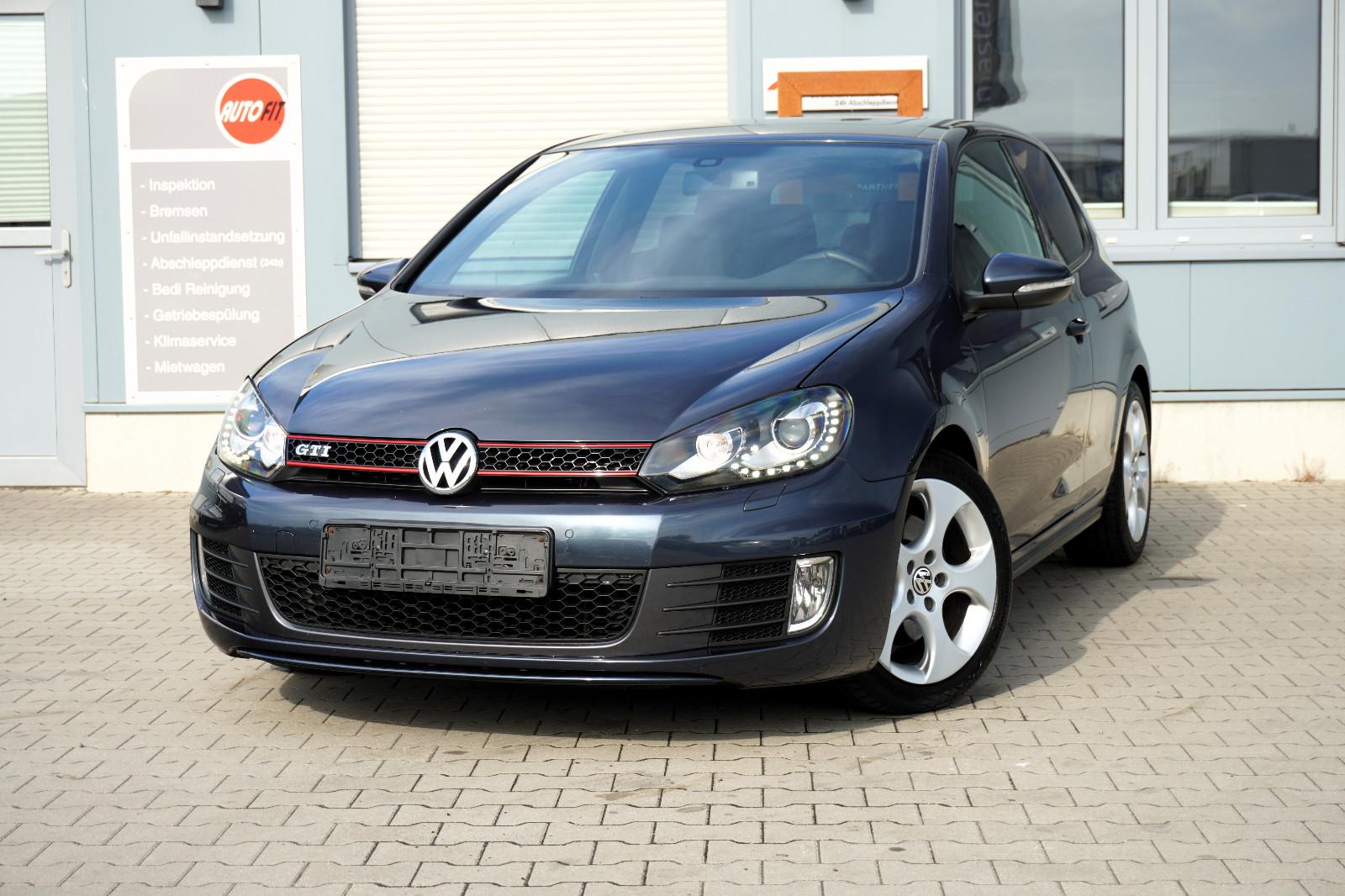 Volkswagen Golf VI GTI*PDC*Navi*Leder*MultiL.*Xenon*KlimaA.
