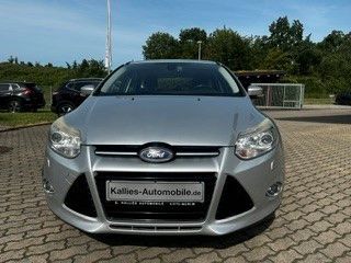 Fahrzeugabbildung Ford Focus Lim. Titanium