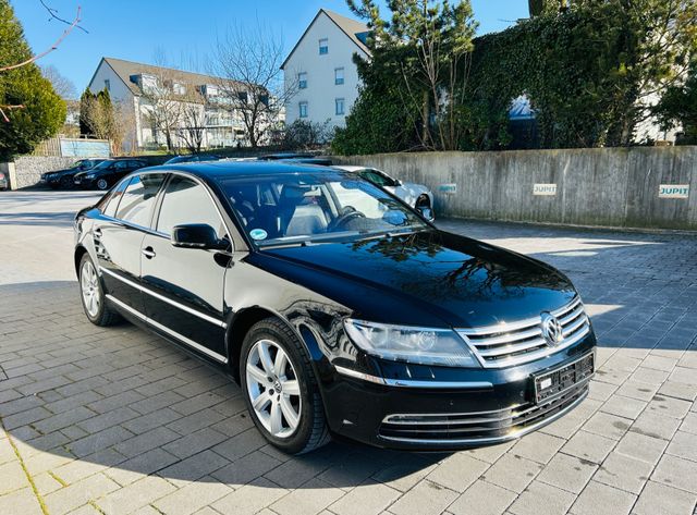 Volkswagen Phaeton V8 5-Sitzer 4Motion lang