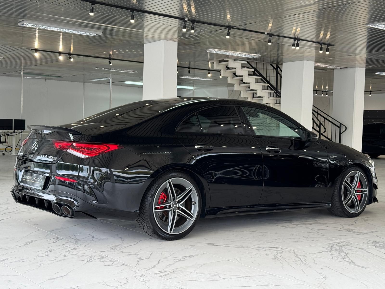 Mercedes-Benz CLA 45 AMG S 4M AERO PERFORMANCE ABGAS DRIVER'S foto 5