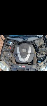 Mercedes-Benz W203  - schwarze Mercedes-Benz 230