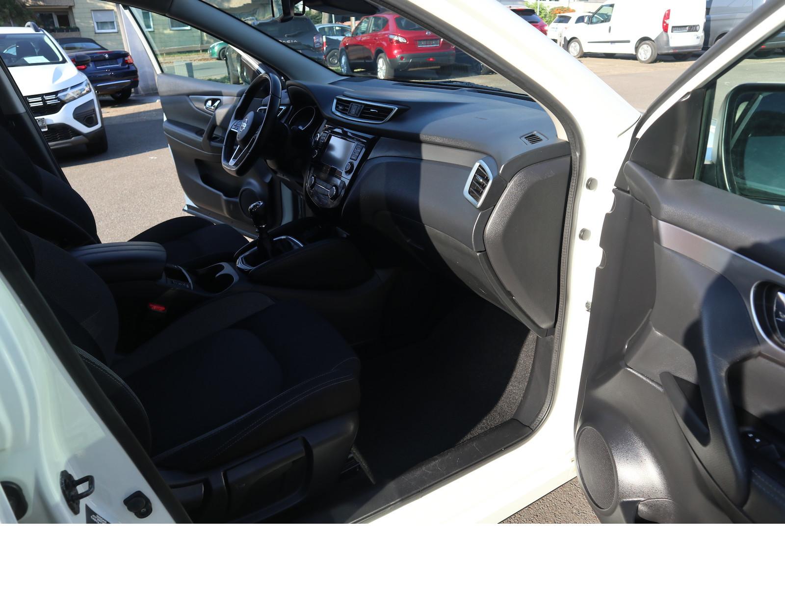 Nissan Qashqai N-Connecta Navi Tempo Scheckheftgepflegt