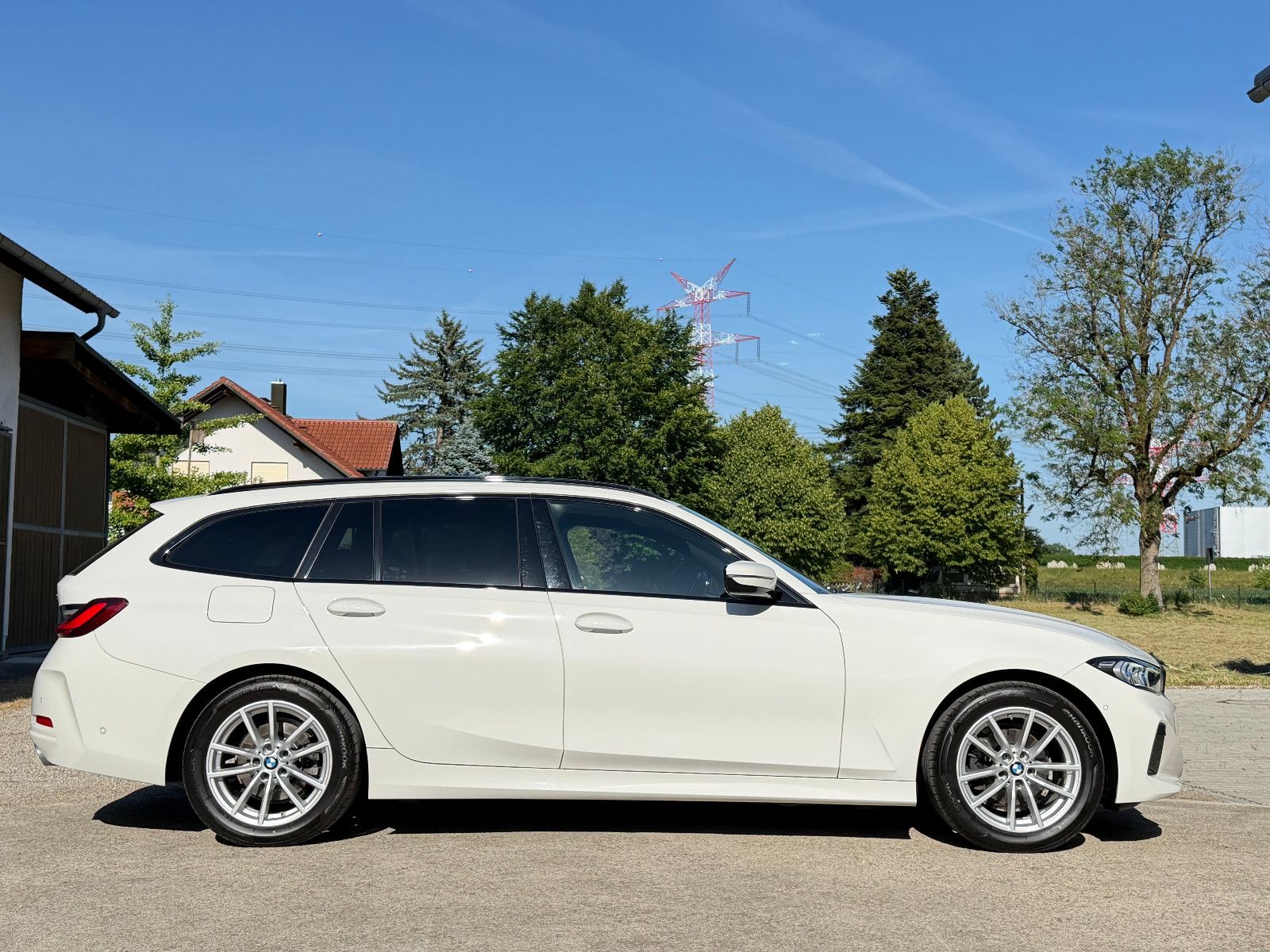 BMW 318d Touring Aut. RFK HeadUp ACC AHK 1.Hand foto 8