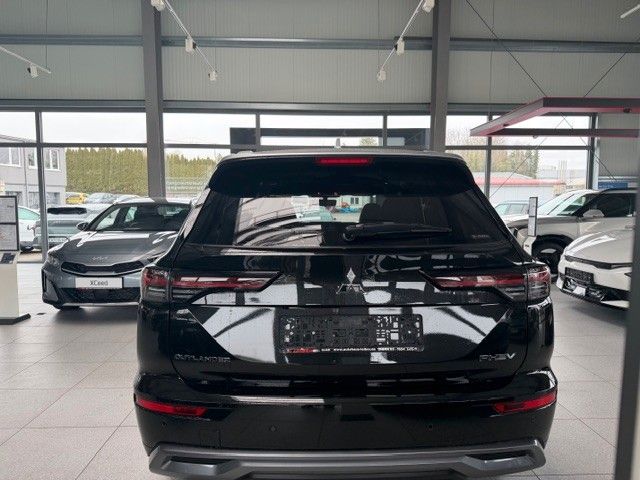 Mitsubishi Plug-in Hybrid Outlander - Bild 7