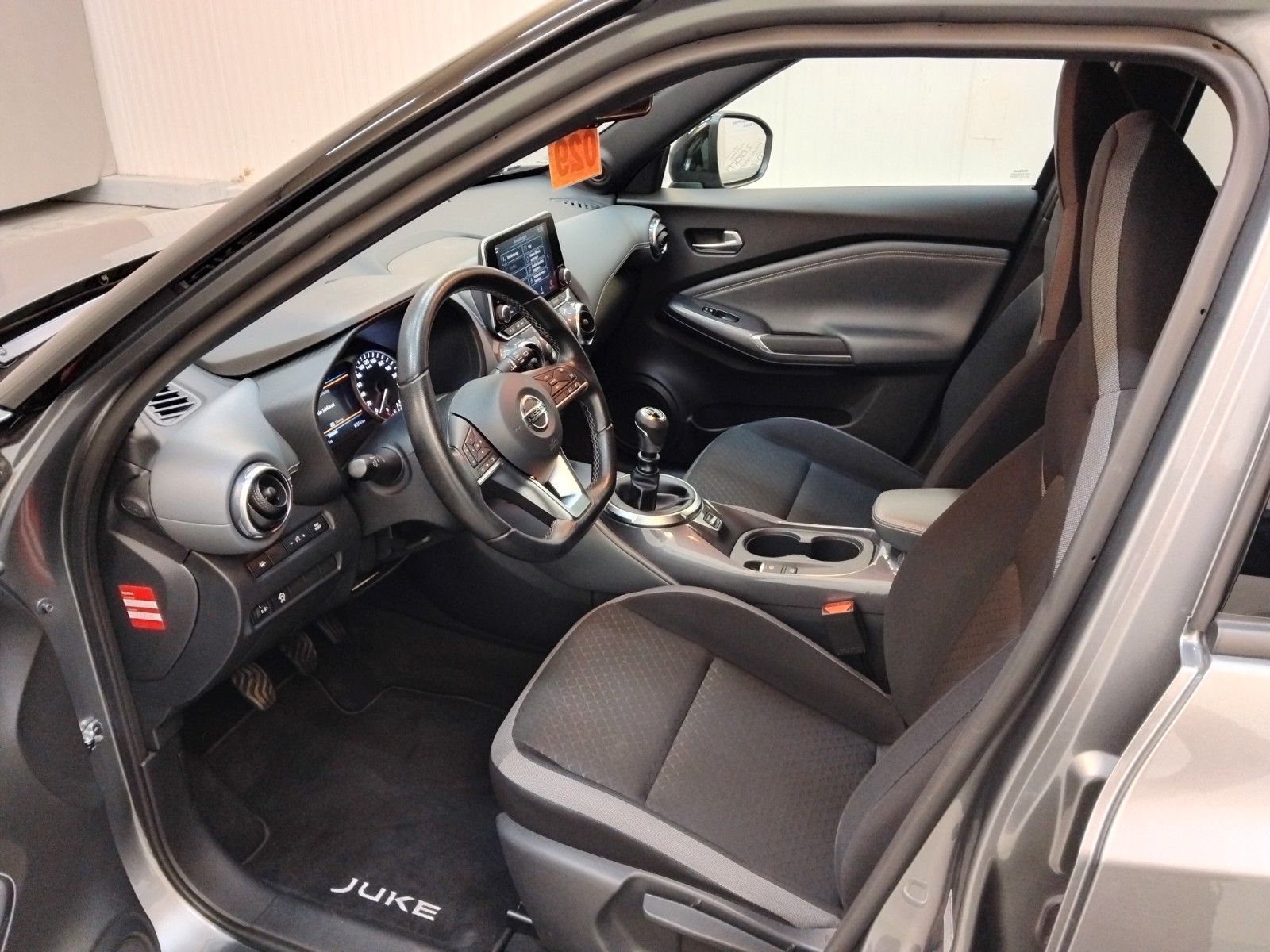 Nissan Juke (12/2022, Benzin)