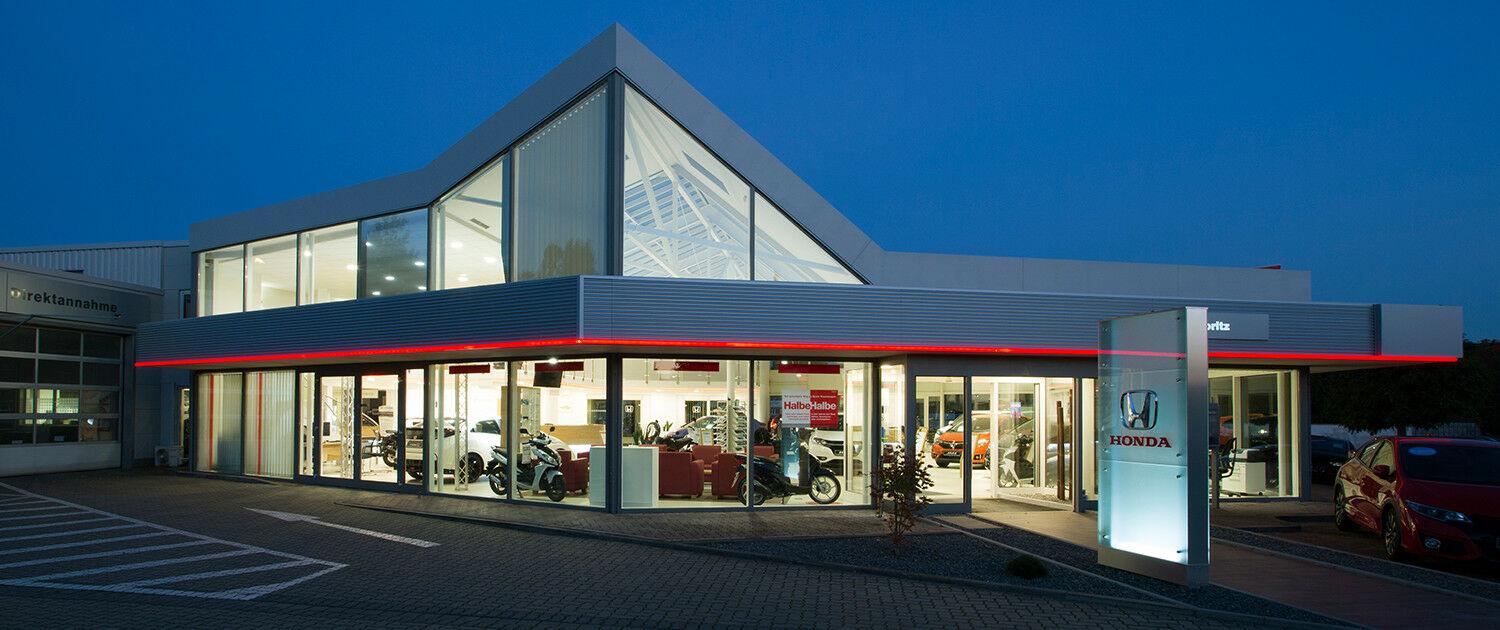 showroom-image-bottom