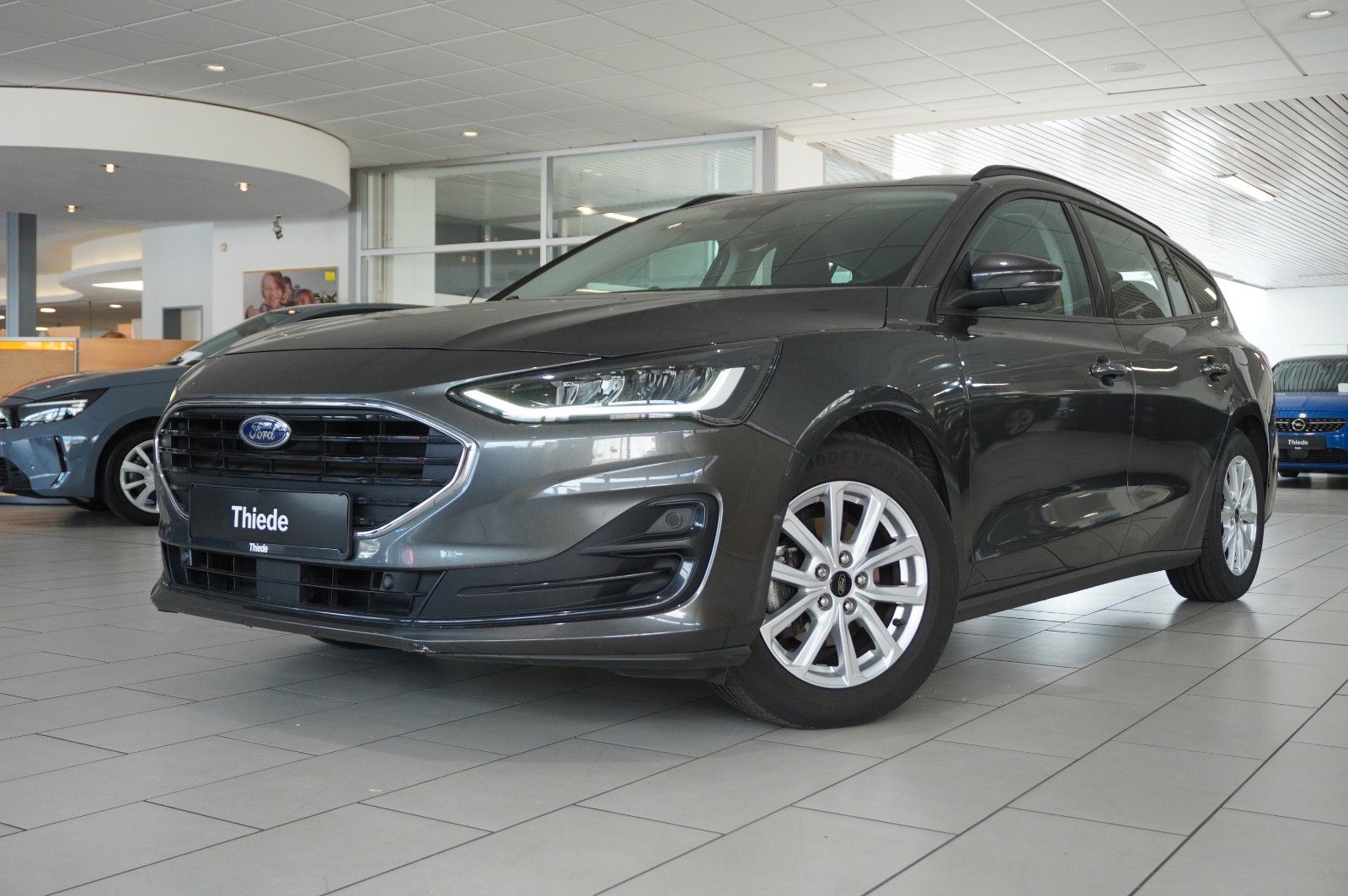 Fahrzeugabbildung Ford Focus Turnier 1.5D COOL & CONN. NAVI/LED/KAMERA