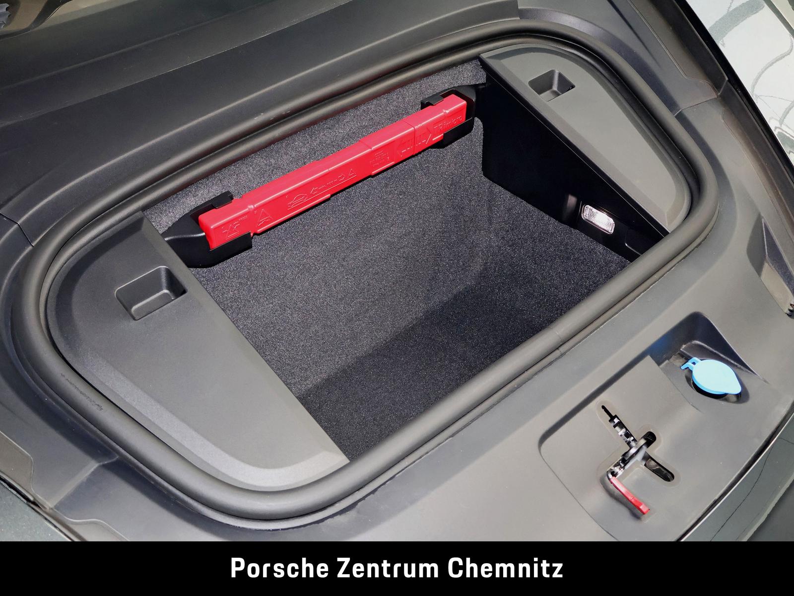 Porsche Taycan GTS HA-Lenkung;Massage;HD-Matrix;Head-Up
