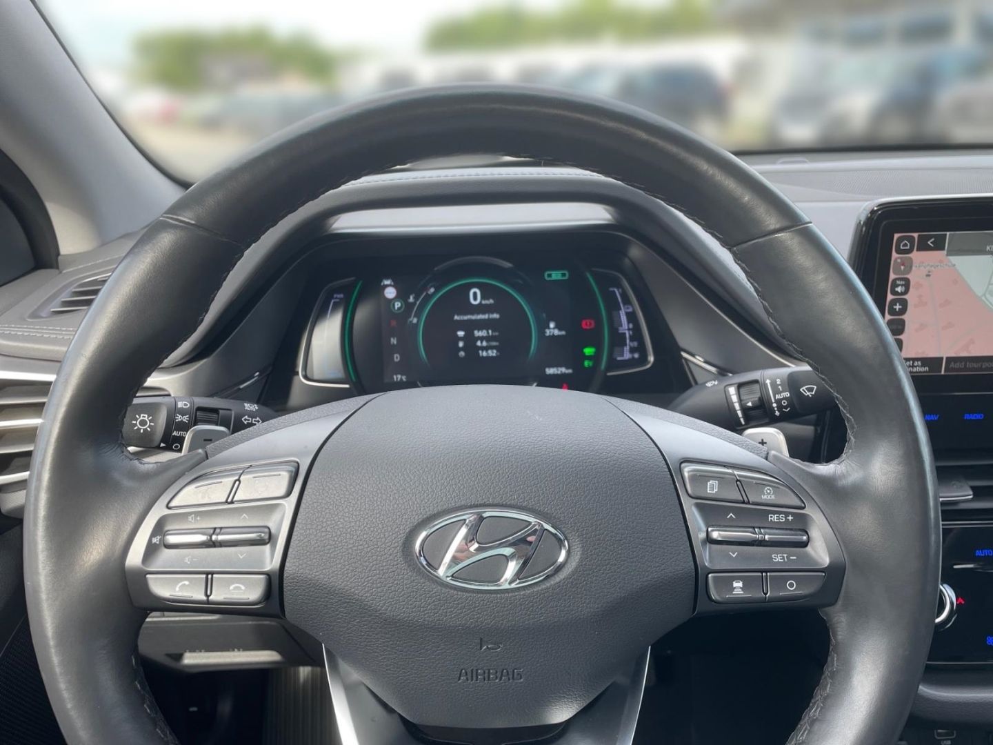 Fahrzeugabbildung Hyundai IONIQ 1.6 Hybrid Style Glasschiebedach Navigatio