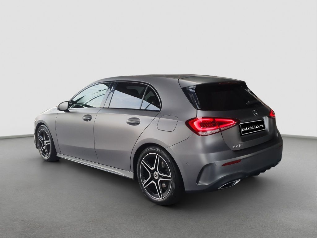 Fahrzeugabbildung Mercedes-Benz A 250 Kompaktlimousine AMG*Night*Kamera*LED