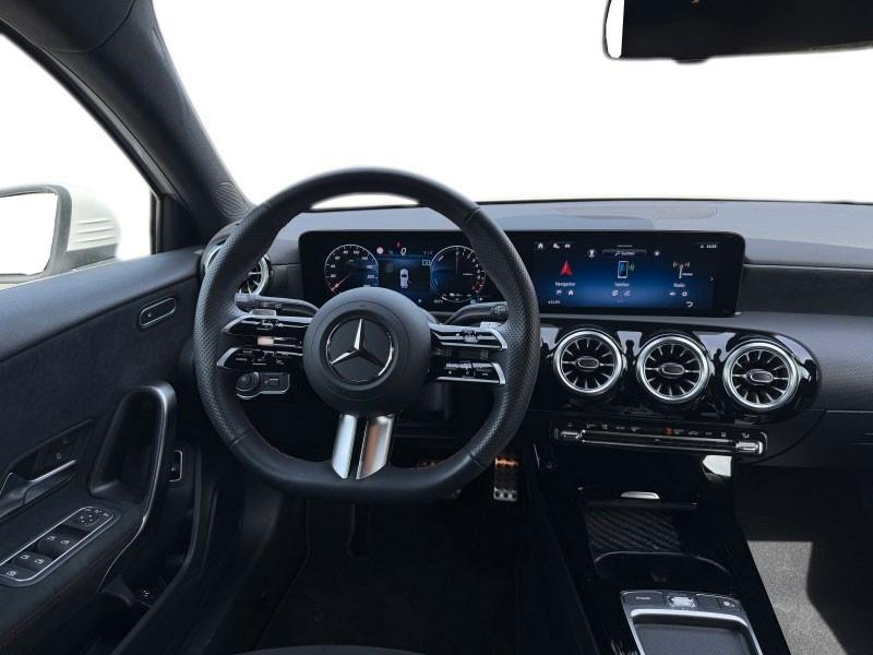 Mercedes-Benz A 250 e