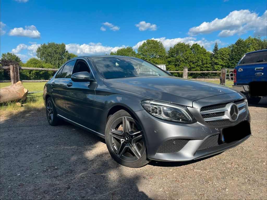 Image of Mercedes-Benz C 300