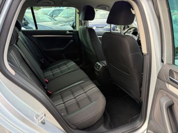 Volkswagen Golf - 12