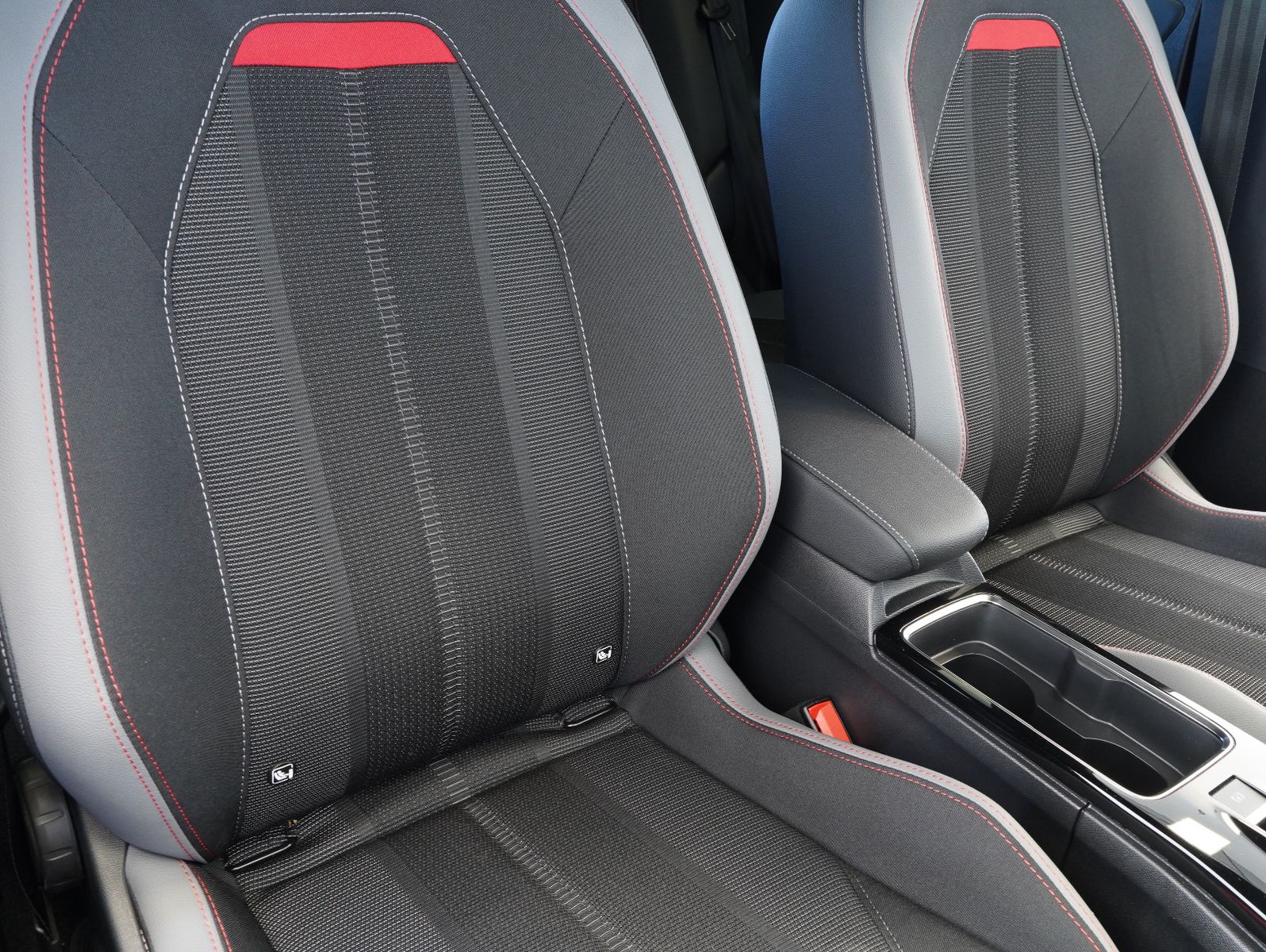 Fahrzeugabbildung Opel Mokka-e GS-Line 50KWH/11KW/WÄRMEPUMPE/SOH