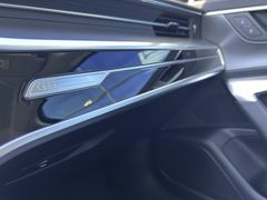 Fahrzeugabbildung Audi A6 Avant 40 TDI S-Line AHK*LED*ACC*BEHZ.SCHEIBE