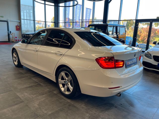 BMW 320 d Lim. *Schiebedach*Navi*Klima*Vollleder*DAB